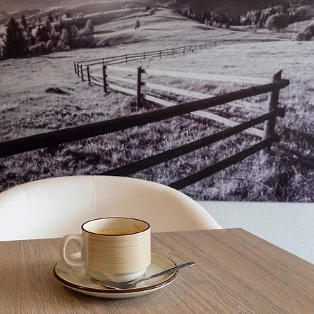 The Originals Access, Hotel Millau Sud LʼHospitalet-du-Larzac エクステリア 写真