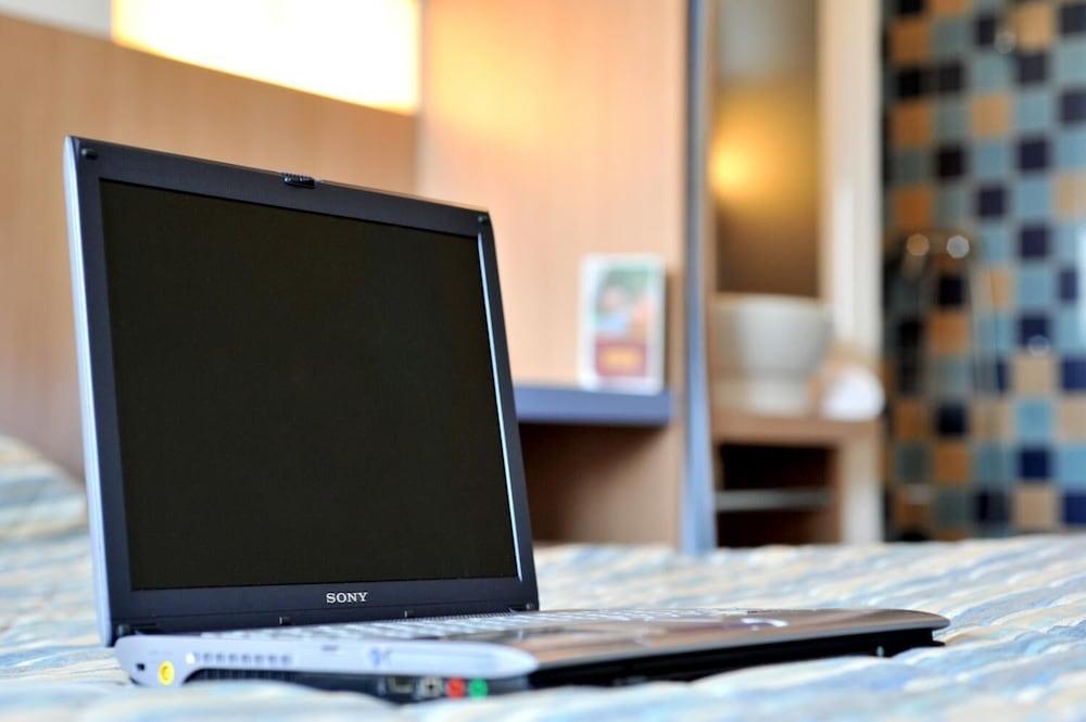 The Originals Access, Hotel Millau Sud LʼHospitalet-du-Larzac エクステリア 写真