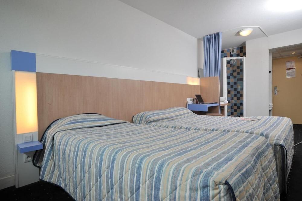 The Originals Access, Hotel Millau Sud LʼHospitalet-du-Larzac エクステリア 写真